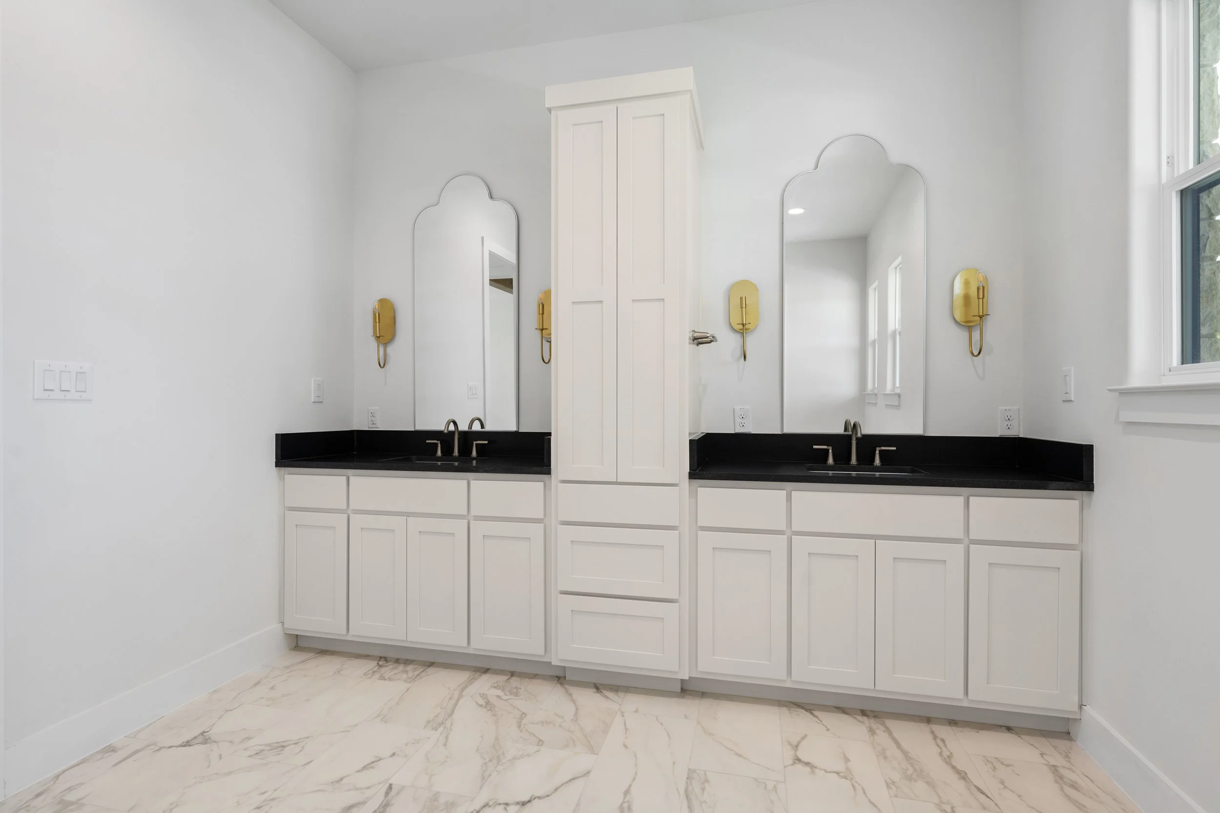 Custom bathroom detail 5 of 11 — Georgetown, TX — Chance Leigh Custom Homes