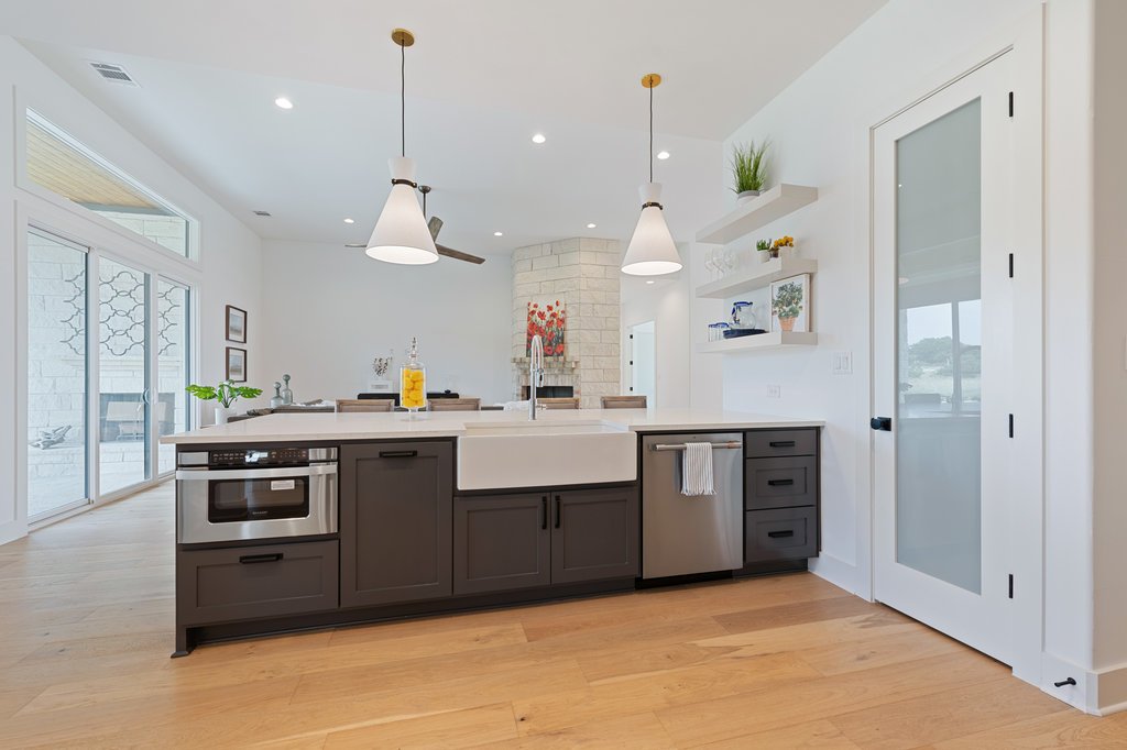 Custom kitchen 4 of 15 — Chance Leigh Custom Homes, Georgetown TX