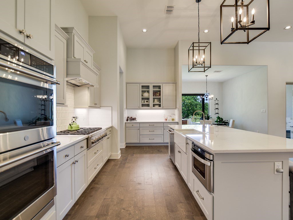 Custom kitchen 13 of 15 — Chance Leigh Custom Homes, Georgetown TX